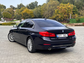 BMW 5 Series foto 2