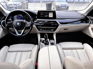 BMW 5 Series foto 5