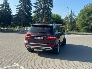 Mercedes M-Class foto 4