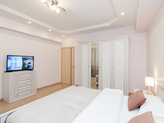 Apartament cu 3 camere, 109 m², Centru, Chișinău foto 9
