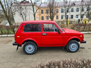 Lada / ВАЗ Niva foto 2