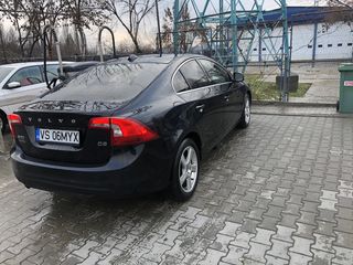 Volvo S60 foto 2