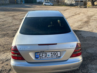 Mercedes E-Class foto 5