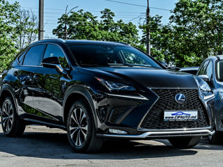 Lexus NX Series foto 1