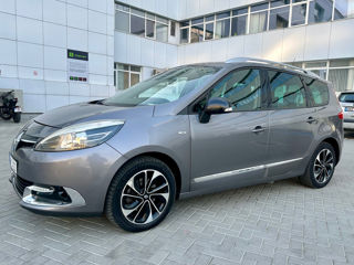 Renault Grand Scenic foto 2