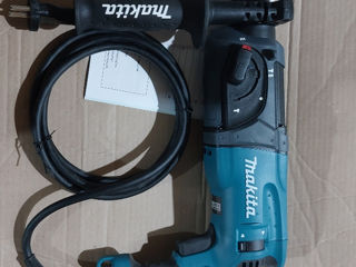 Makita  HR 2470