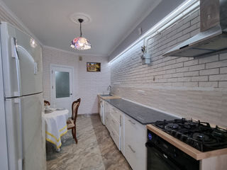 Apartament cu 1 cameră, 47 m², Buiucani, Chișinău foto 3