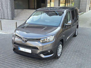 Toyota Proace City foto 1
