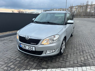 Skoda Fabia foto 2