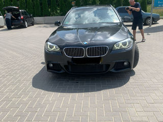 BMW 5 Series foto 10