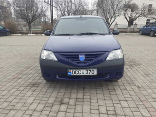 Dacia Logan foto 9