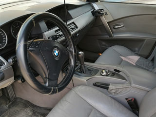 BMW 5 Series foto 4