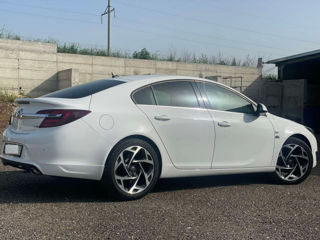 Opel Insignia foto 3