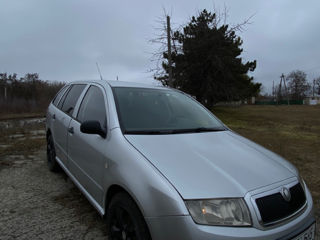 Skoda Fabia foto 2