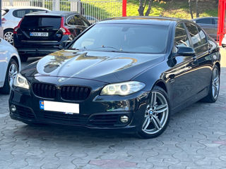 BMW 5 Series foto 3