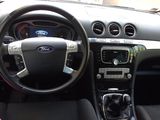 Ford S-Max foto 9