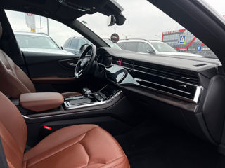 Audi Q8 foto 15