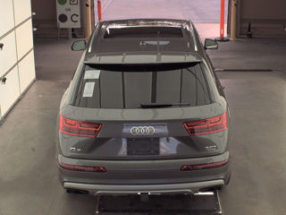 Audi Q7 foto 8