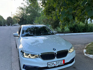 BMW 5 Series foto 4