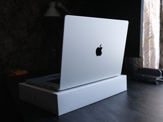 MacBook M1 Pro 16 Silver 1TB 10/10