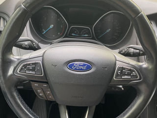 Ford Focus foto 6