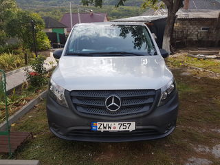 Mercedes Vito foto 2