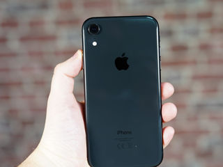 Apple IPhone SE (2020) 64Gb Black Reused foto 1