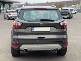 Ford Kuga foto 6