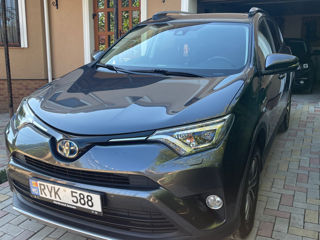 Toyota Rav 4 foto 1