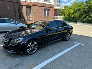 Mercedes E-Class foto 3