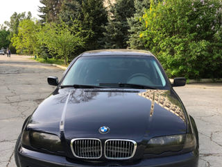 BMW 3 Series foto 5