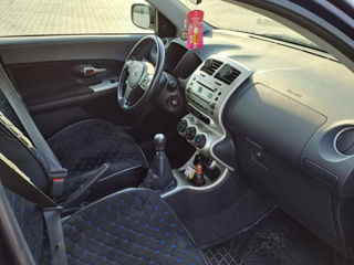 Toyota Urban Cruiser фото 8