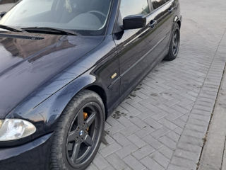 BMW 3 Series foto 2