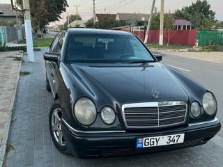 Mercedes E-Class