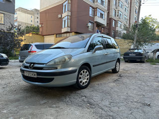 Peugeot 807 foto 2