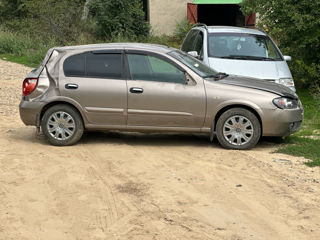 Nissan Almera foto 3