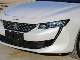 Peugeot 508 foto 2