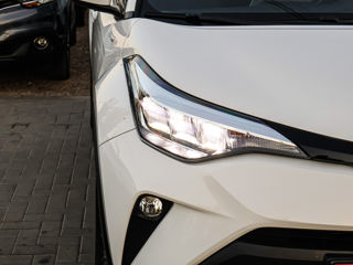 Toyota C-HR foto 8