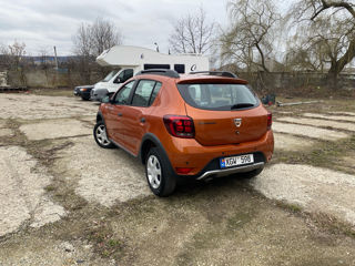 Dacia Sandero Stepway фото 3