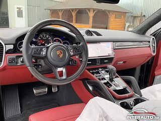 Porsche Cayenne foto 6