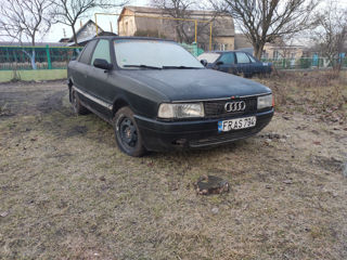 Audi 80