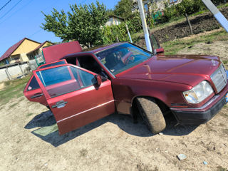 Mercedes Series (W124) foto 7