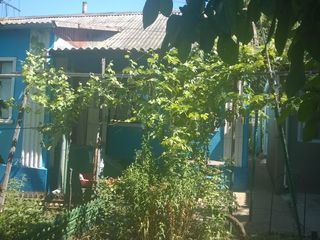 Casa de locuit in s. Mereni, r. Anenii Noi, 25 km pina la Chisinau! foto 1