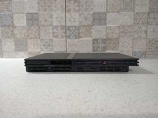 PlayStation 2 Slim foto 2