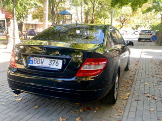 Mercedes C-Class foto 4