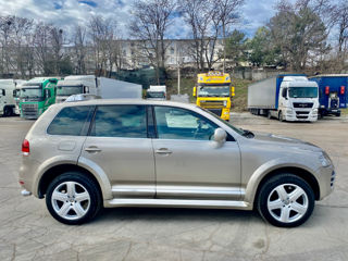 Volkswagen Touareg foto 3