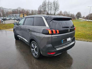 Peugeot 5008 foto 3