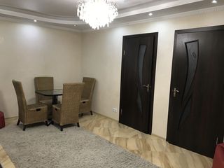 Apartament cu 2 camere, 60 m², Botanica, Chișinău foto 8