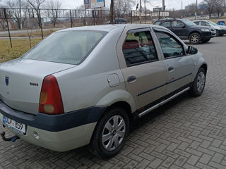 Dacia Logan foto 4