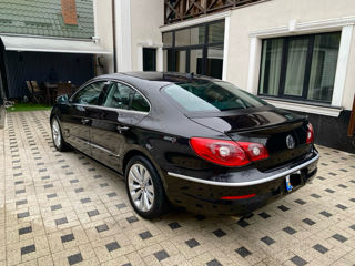 Volkswagen Passat CC foto 4